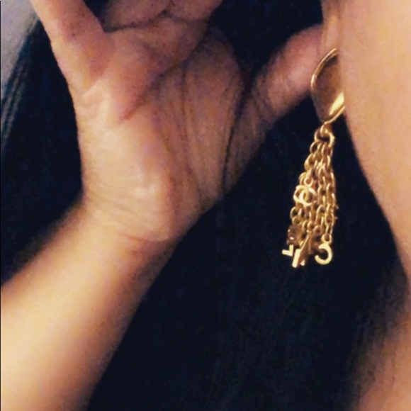 Vintage authentic Chanel clip on earrings dangle rare - Picture 6 of 6